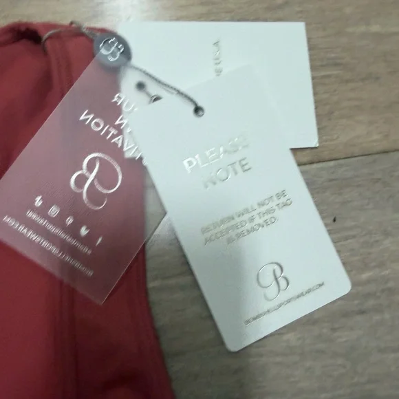 Bombshell Scrunch Tank Bra
M / Terracotta - Picture 3 of 8